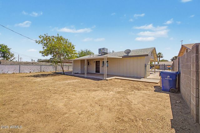 6124 W KEIM Drive, Glendale, AZ 85301