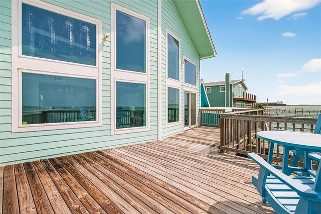 1012 Bayshore, Ingleside On The Bay, TX 78362