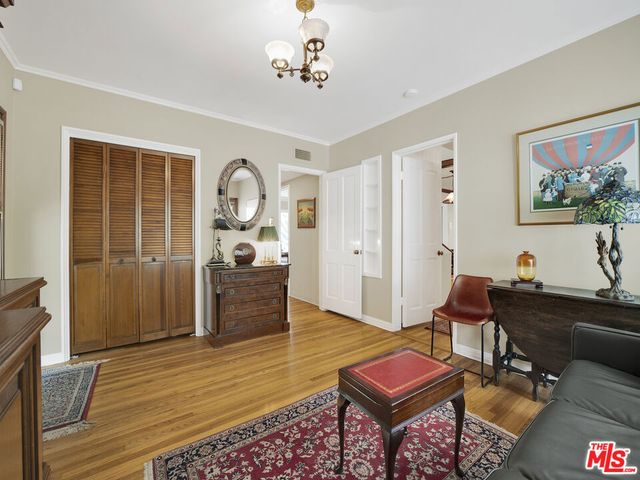 13438 Valley Vista Boulevard, Sherman Oaks, CA 91423