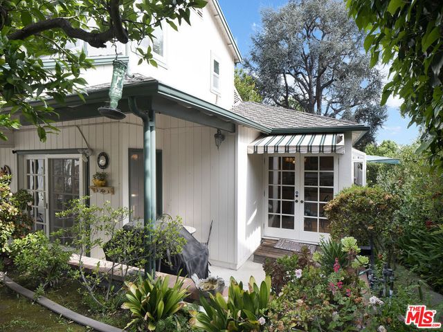 13438 Valley Vista Boulevard, Sherman Oaks, CA 91423