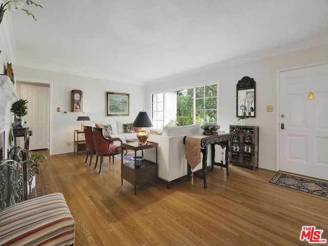 13438 Valley Vista Boulevard, Sherman Oaks, CA 91423