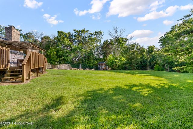 159 Darby Dan Cir, Mt Washington, KY 40047