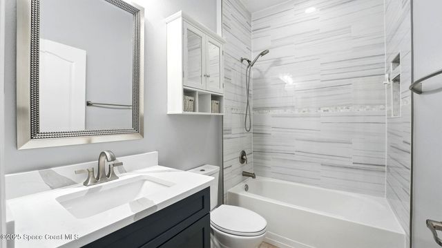 5852 Goleta Circle, Melbourne, FL 32940