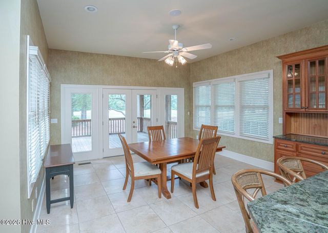 79 Windsor Circle SW, Ocean Isle Beach, NC 28469