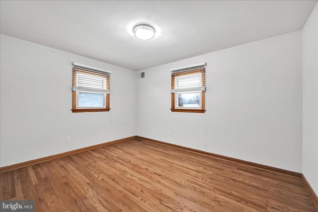 530 N MOUNT JOY ST, Elizabethtown, PA 17022