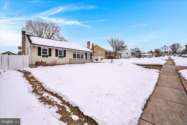 530 N MOUNT JOY ST, Elizabethtown, PA 17022