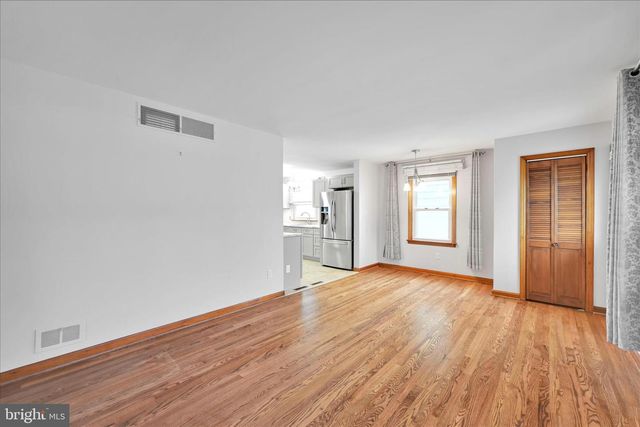 530 N MOUNT JOY ST, Elizabethtown, PA 17022