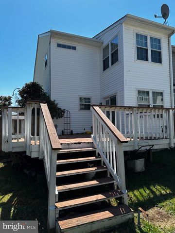3340 VINELAND PL, Dumfries, VA 22026