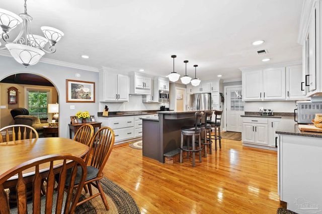 560 Veterans Dr, Monroeville, AL 36460