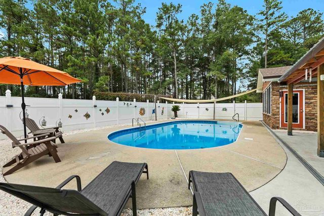 560 Veterans Dr, Monroeville, AL 36460