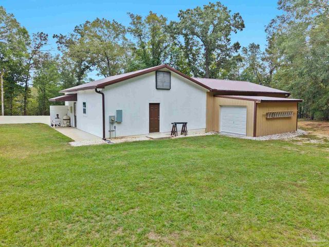560 Veterans Dr, Monroeville, AL 36460