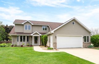 2539 W SUNNYVIEW CIRCLE, Appleton, WI 54914