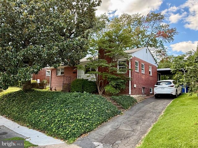 2016 N WOODSTOCK ST, Arlington, VA 22207