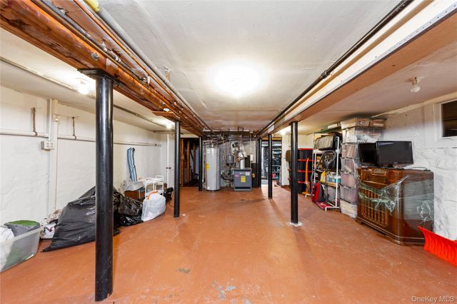 15043 8th Avenue, Whitestone, NY 11357