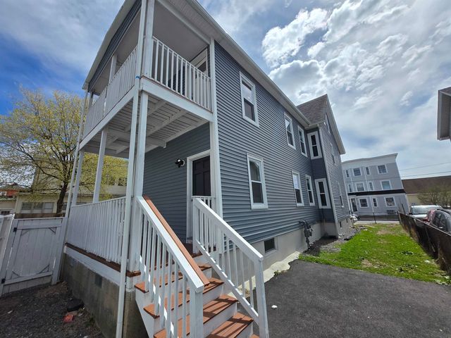 286 Lake Avenue, Manchester, NH 03103