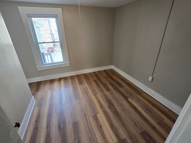 286 Lake Avenue, Manchester, NH 03103