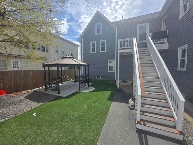286 Lake Avenue, Manchester, NH 03103