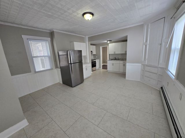 286 Lake Avenue, Manchester, NH 03103