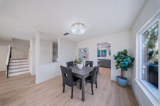 14 Morningsun Ct, Sacramento, CA 95831