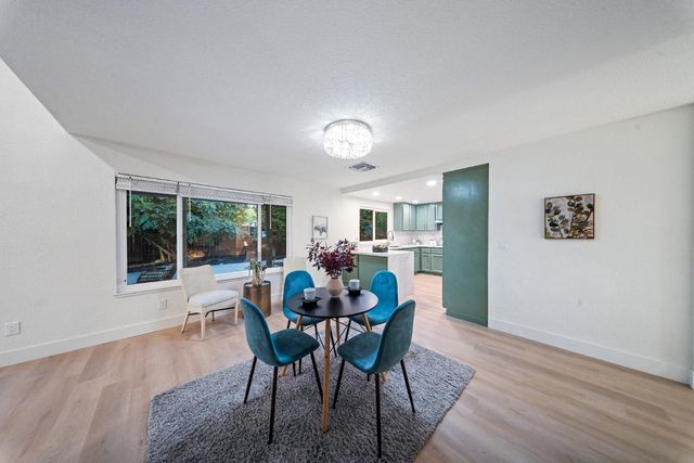 14 Morningsun Ct, Sacramento, CA 95831