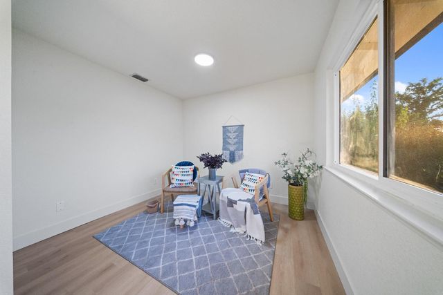 14 Morningsun Ct, Sacramento, CA 95831