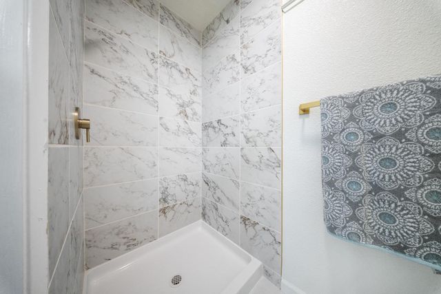 14 Morningsun Ct, Sacramento, CA 95831