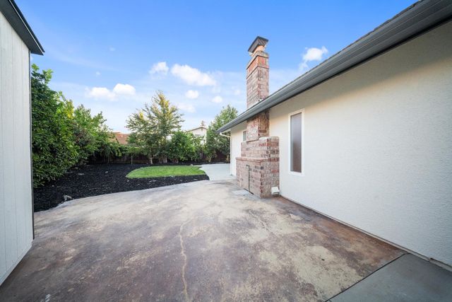 14 Morningsun Ct, Sacramento, CA 95831