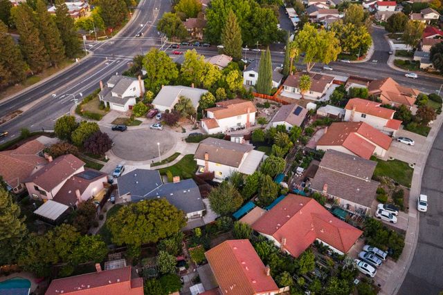 14 Morningsun Ct, Sacramento, CA 95831