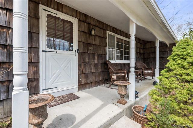 6625 Hortons Lane, Southold, NY 11971