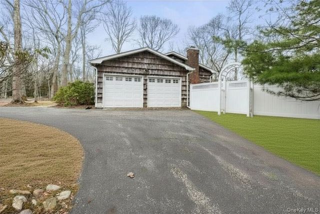 6625 Hortons Lane, Southold, NY 11971