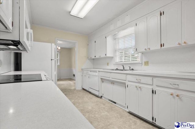 1919 E Sandhurst Dr., Florence, SC 29505
