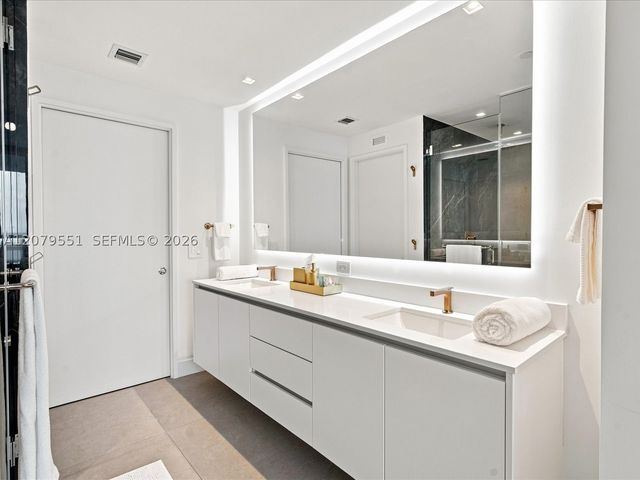 700 NE 24th St 5605, Miami, FL 33137