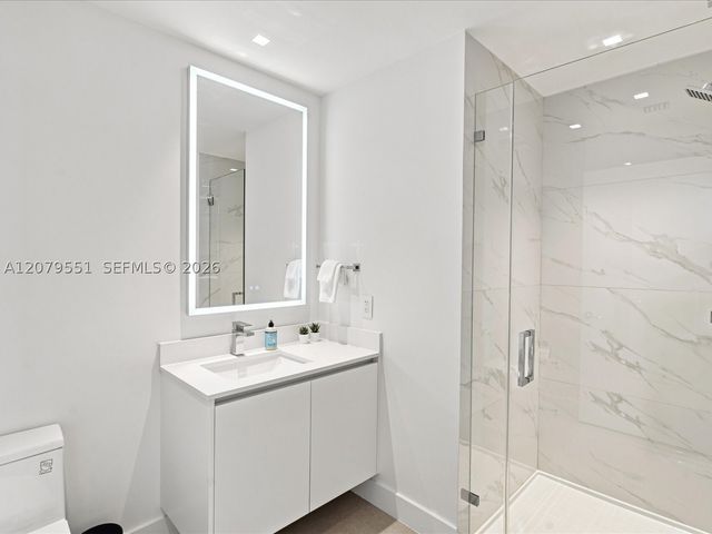 700 NE 24th St 5605, Miami, FL 33137