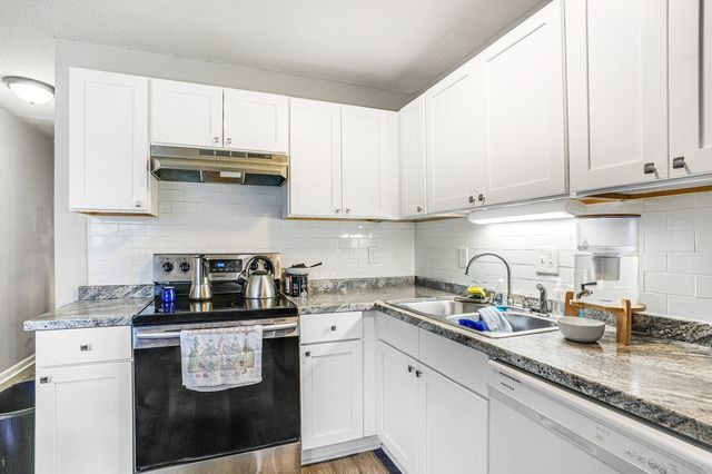 105 Kimeran Lane D, Summerville, SC 29485