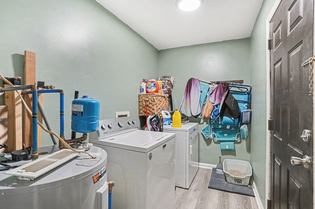 105 Kimeran Lane D, Summerville, SC 29485