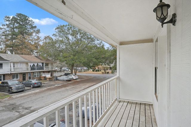 105 Kimeran Lane D, Summerville, SC 29485