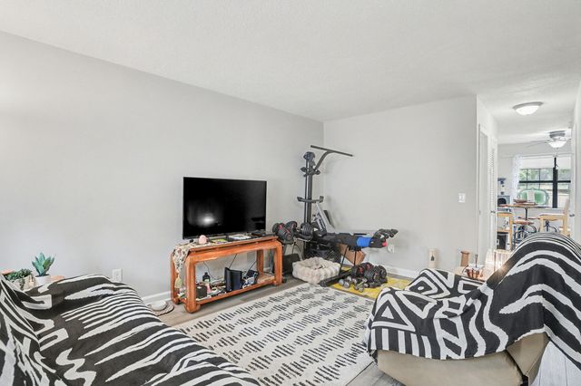 105 Kimeran Lane D, Summerville, SC 29485