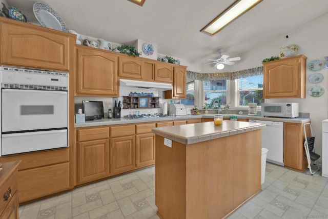 8661 Wintergardens Blvd 74, Lakeside, CA 92040