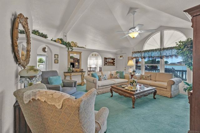 8661 Wintergardens Blvd 74, Lakeside, CA 92040