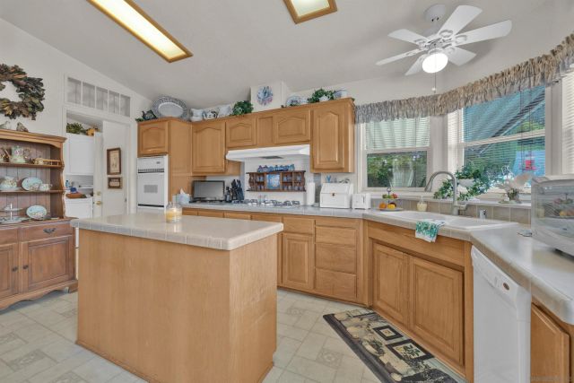 8661 Wintergardens Blvd 74, Lakeside, CA 92040