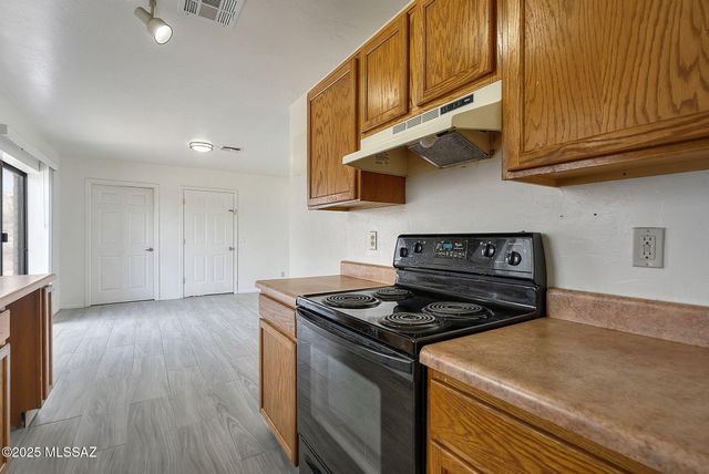 370 Camino Brizza Bonnel, Rio Rico, AZ 85648