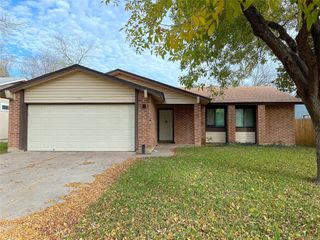 1705 Provident LN, Round Rock, TX 78664