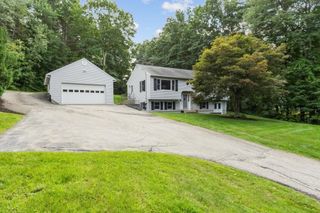 44 W Brookfield Rd, North Brookfield, MA 01535