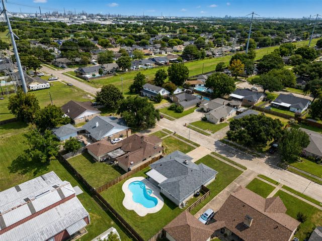 1414 Louisiana Avenue, Deer Park, TX 77536