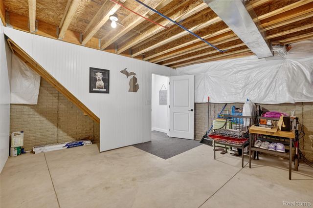 317 N Collins Street, Fowlerville Village, MI 48836