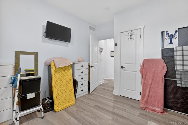 317 N Collins Street, Fowlerville Village, MI 48836