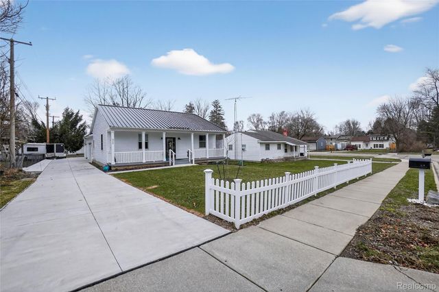 317 N Collins Street, Fowlerville Village, MI 48836