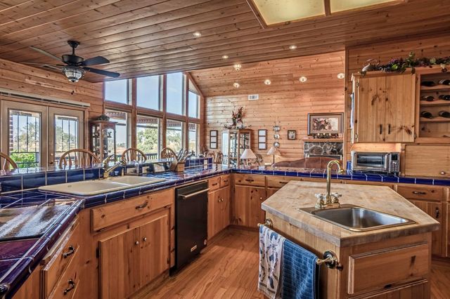 15250 Lanford Pacheco Rd, Valley Springs, CA 95252