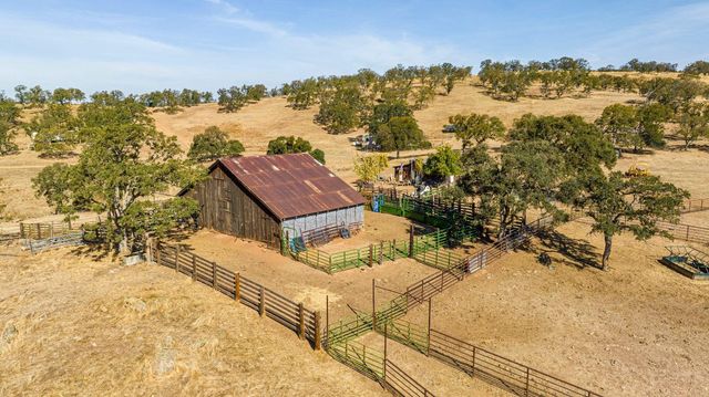 15250 Lanford Pacheco Rd, Valley Springs, CA 95252