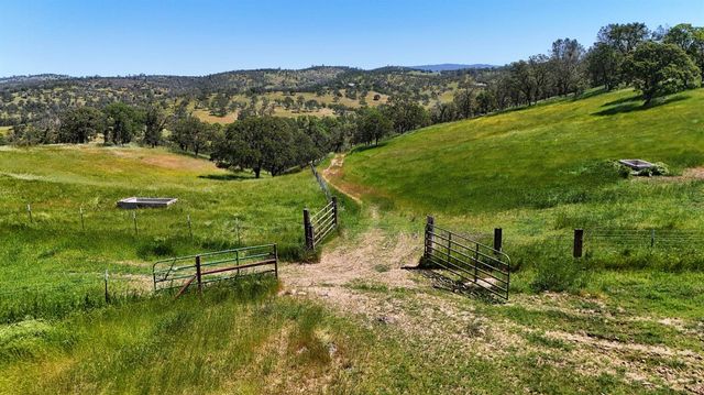 15250 Lanford Pacheco Rd, Valley Springs, CA 95252